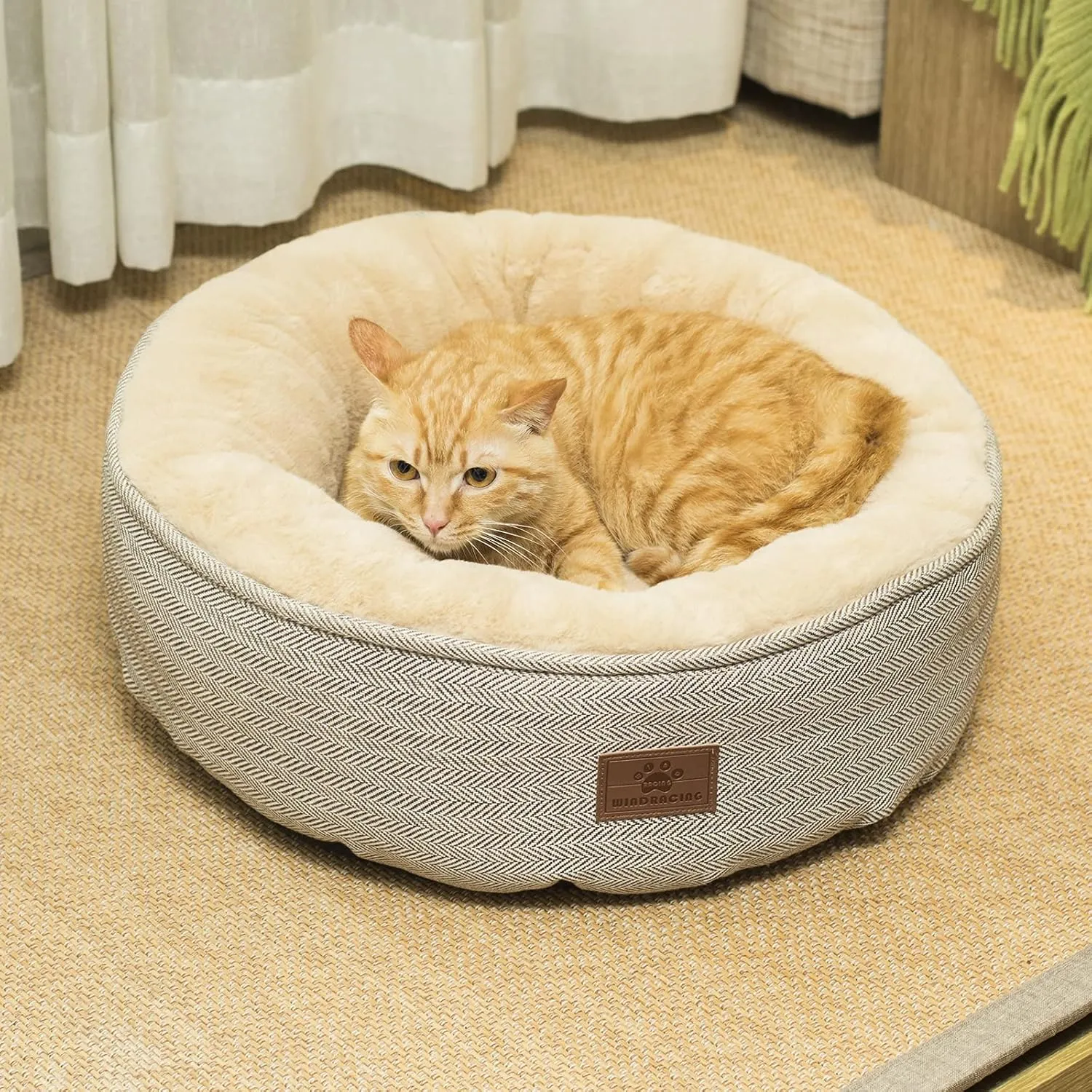 Cat Beds for Indoor Cats,Kitten Bed,Dog Bed for Extra Small Dogs Breeds,Puppy Kennel Bed, Comfy Durable Pet Sleeping Bed, Washable Roun Cat Bed & Non-Slip Bottom, Size 18"L x 18"W x 6.5"Th